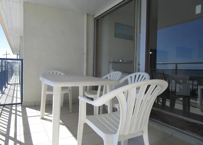 2 Face A La Avec Balcon Et Wifi - Fr-1-197-428 莱萨布勒-多洛讷