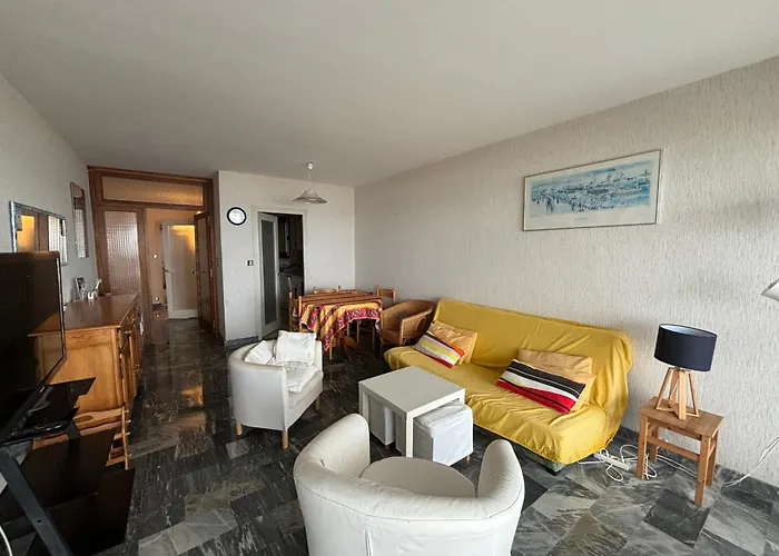 2 Face A La Avec Balcon Et Wifi - Fr-1-197-428 公寓 莱萨布勒-多洛讷