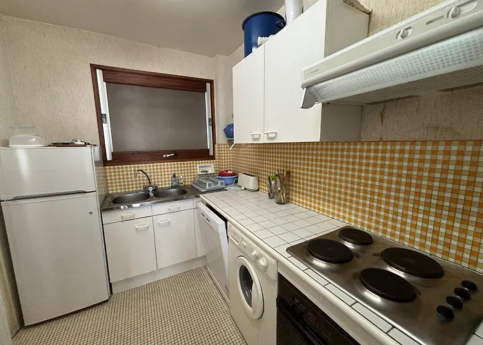 2 Face A La Avec Balcon Et Wifi - Fr-1-197-428 *